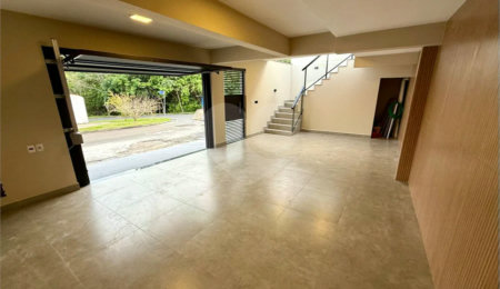 Casa à venda com 2 quartos, sendo 1 suíte,  em Jardim Porangaba, Águas de São Pedro, SP