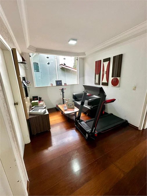 Casa de Alto Padrão à Venda no Parque dos Pássaros – 350 m²