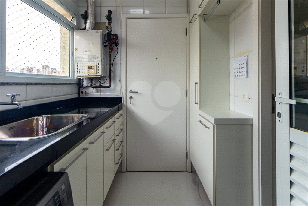 Apartamento de Alto Padrão à Venda na Vila Mariana com 190m², 3 Suítes e Vista para o Parque Ibirapuera