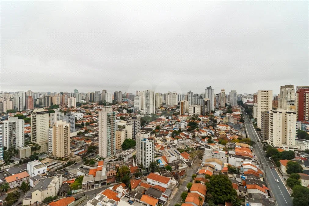 Vila Clementino - Apartamento na Rua Loefgren | 80 m² | 3 Dormitórios | 1 Suíte | 2 Vagas | Último Andar