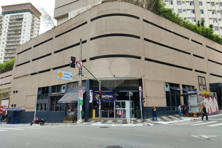 Prédio à venda em Bela Vista, São Paulo, SP