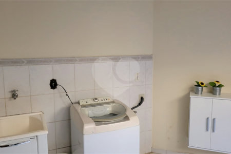 Casa em Condomínio, no Parque Sabará