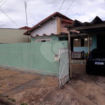 Casa térrea para venda.
