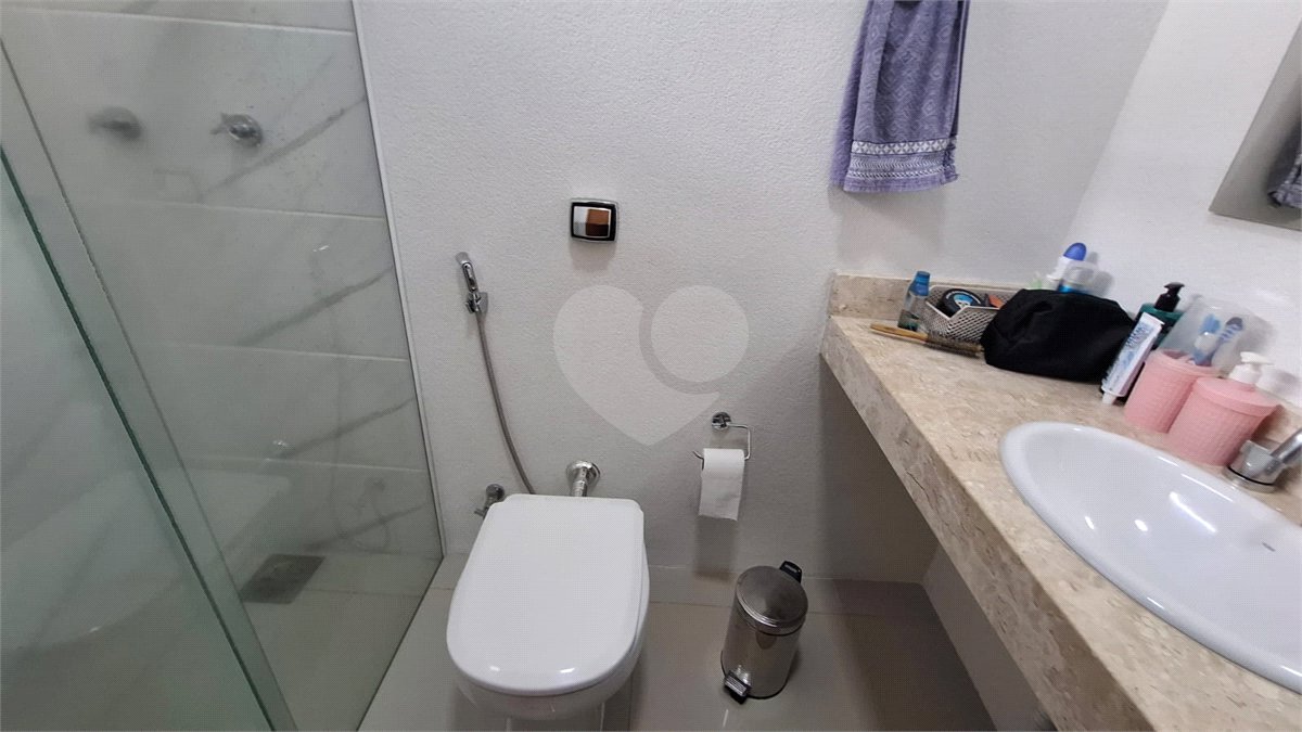 Casa Térrea de Alto Padrão à Venda – Próxima ao Shopping