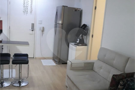 Apartamento à Venda na Bela Vista com 40 m2 de 1 Suíte em Andar Alto