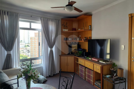 Apartamento de 70m² com 2 dormitórios e 1 vaga.