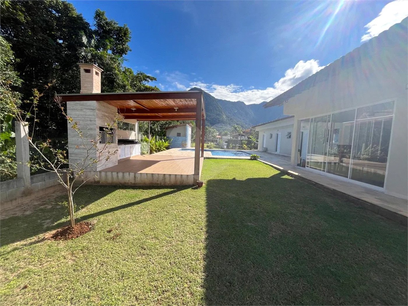Casa à venda com 4 suítes em Morada da Praia, Bertioga, SP