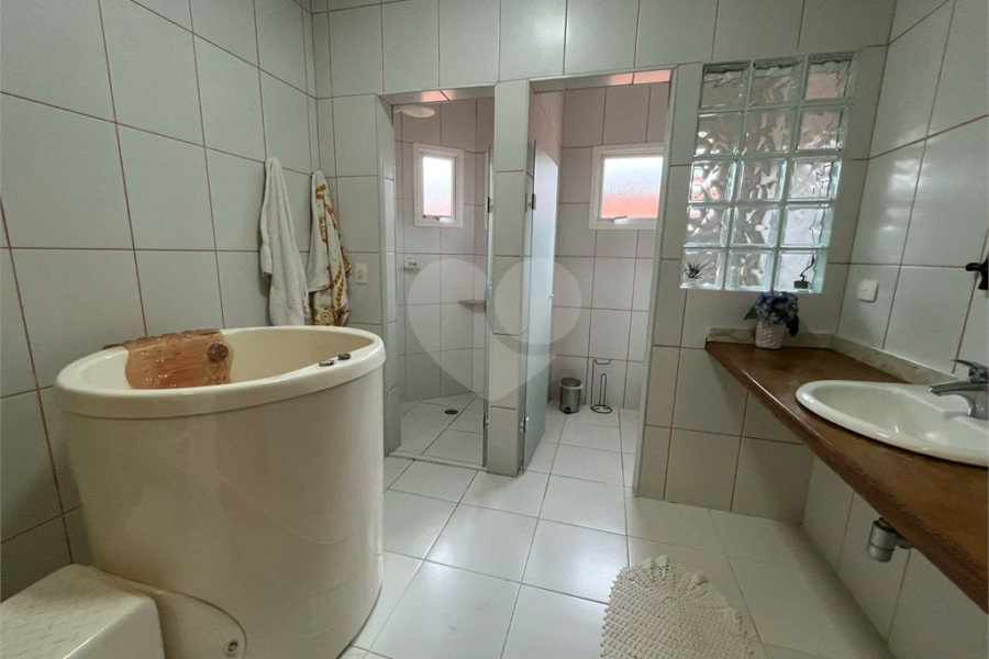 Casa à venda com 6 quartos, sendo 3 suítes, em Morada da Praia, Bertioga, SP