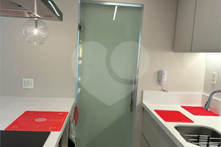 Apartamento de alto padrão com 108 m², 3 dormitórios, 1 suíte, varanda gourmet, planejados, lazer completo e próximo ao Metrô Alto do Ipiranga.
