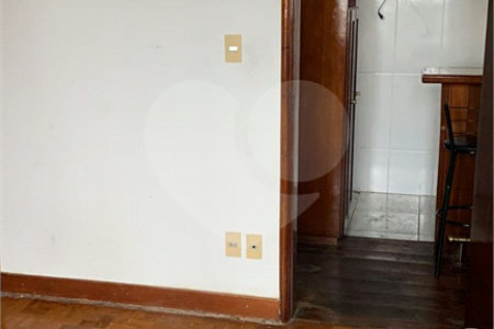 Apartamento de 1 Dormitório Centro