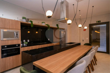 Apartam,ento com 93m² , 2 quarto sendo 1 suiteAv. Nazaré