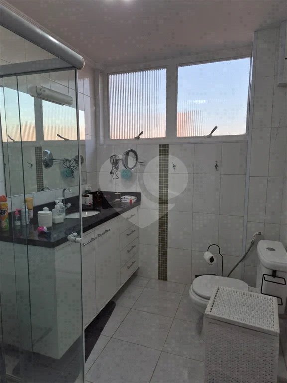 Apartamento à venda no Edifício Pedro Ometto, no coração de Piracicaba.
