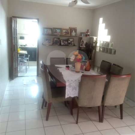 Casa a venda com 3 dormitórios sendo uma suíte em Ibaté