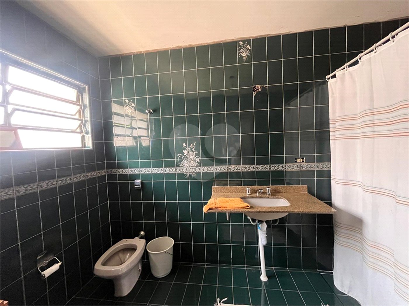 Sobrado à venda com 3 quartos, sendo 2 suítes,  em Palmas do Tremembé, São Paulo, SP