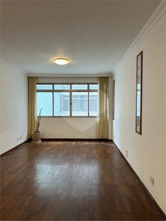 Amplo e Clássico: Apartamento de 90 m² em Higienópolis!