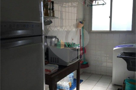 Apartamento no Edifício Villagio Di Napoli .