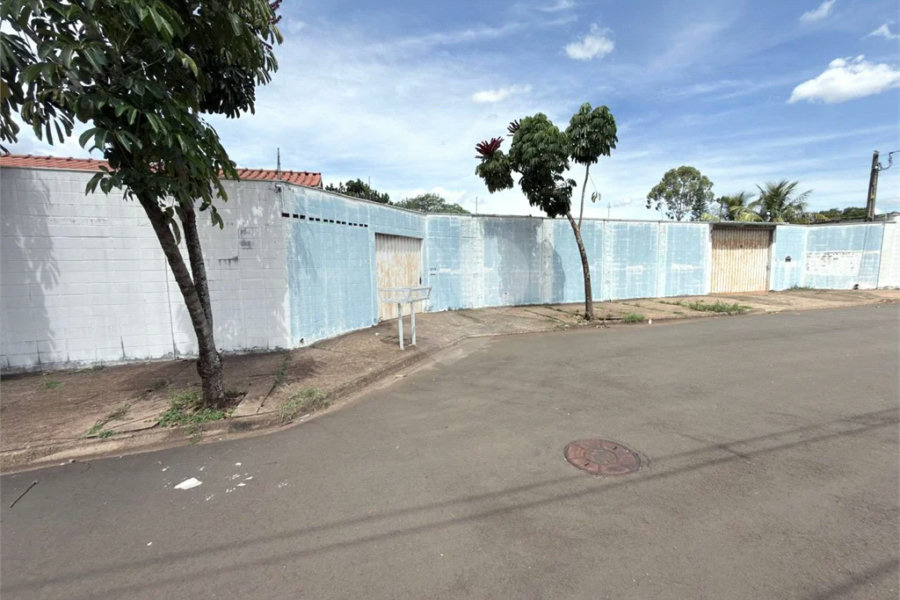 Terreno à venda – Bairro Santa Rita