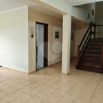 Casa à venda com 4 quartos, sendo 2 suítes,  em Country Residencial Felix, Bom Jesus dos Perdões, SP