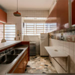 Casa à venda em Moema de 280m² com 4 dormitórios, sendo 1 suíte e 2 vagas de garagem.