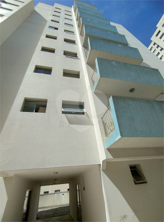 Apartamento no Cambuci - 2 quartos - varanda - 2 vagas
