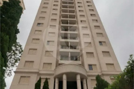 Apartamento à venda no Mandaqui com 3 dormitórios, sendo 1 suíte, sala ampla e bem distribuída, cozinha, 2 banheiros e área de serviço. O imóvel conta ainda com 1 vaga de garagem.