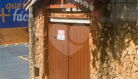 Casa Térrea à venda com 3 quartos, sendo 1 suíte,  em Loteamento Loanda, Atibaia, SP