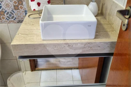 Apartamento tipo kit net á venda centro de Indaiatuba, sem vaga de garagem.