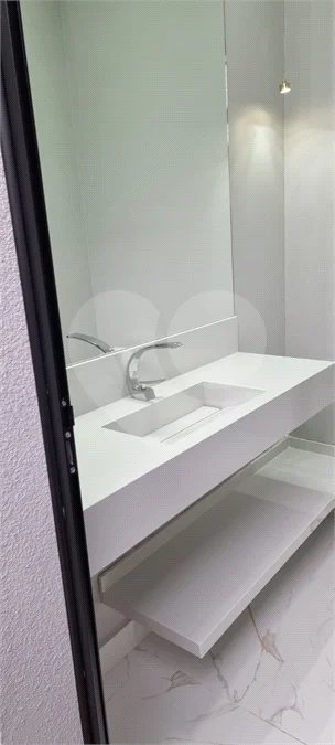Indaiatuba - Sp - Condomínio London Park - Sol da manhã - 300 m² de terreno | 192 m² de área construída - R$ 1.990.000,00 - 03 suites - Uma residência cuidadosamente planejada para quem valoriza conforto, qualidade, tecnologia e ambientes funcionais, com acabamentos de primeira e uma arquitetur