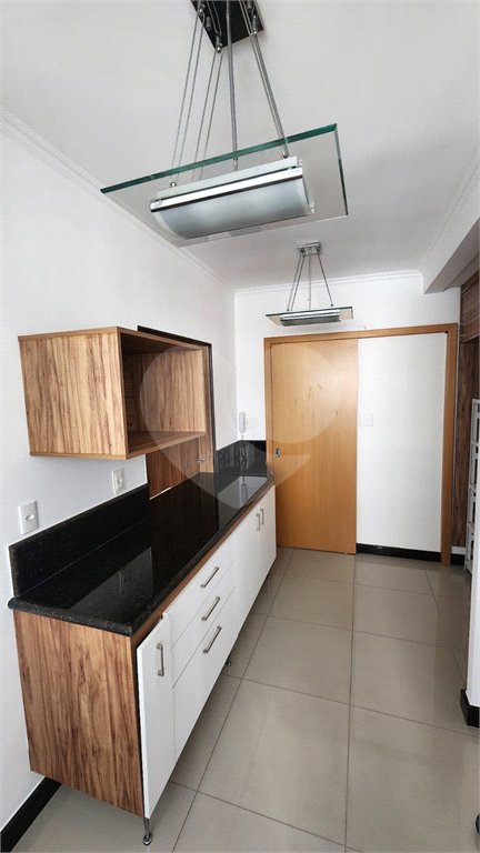Apartamento no Condomínio Edifício Manaus em Ribeirão Preto para Venda