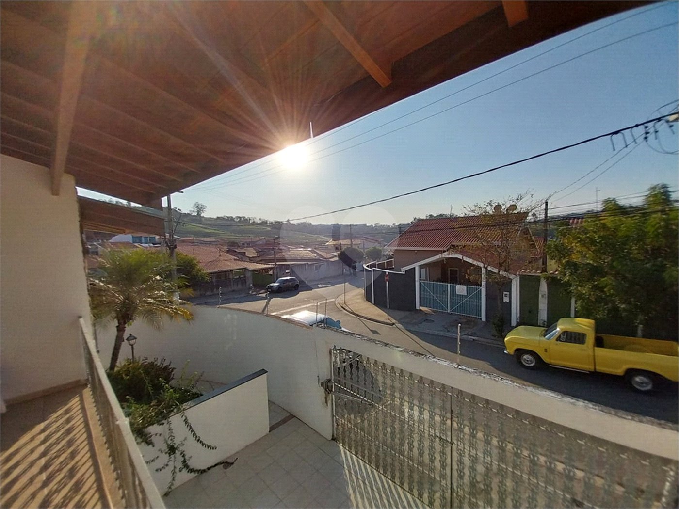 Sobrado à venda com 5 quartos, sendo 1 suíte,  em Terra Nobre, Louveira, SP