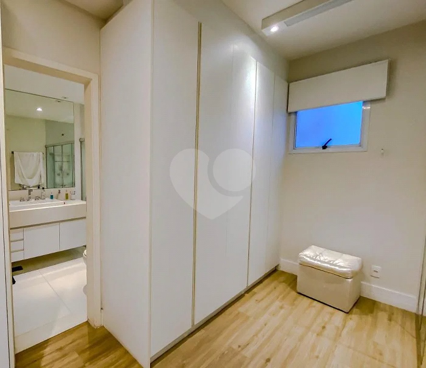 Cond Grand Boulevard. Apartamento na móoca com 228m2 sendo 3 suites 4 vagas, Estuda Permuta.
