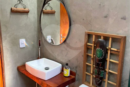 Chalé à venda em Atibaia 140m²– Condomínio fechado com lazer completo