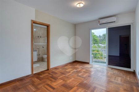 Casa à venda com 4 suítes em Chácara Monte Alegre, São Paulo, SP