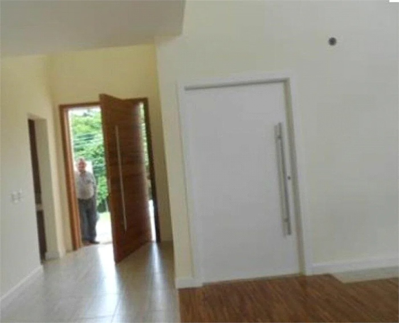 Casa à venda com 4 suítes em Chácara Remanso (caucaia do Alto), Cotia, SP