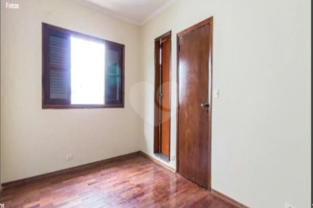 Casa com 203m² , 4 dormitórios , sendo 3 suítes , 2 vagas , à venda na Vila Formosa.