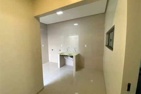Casa à venda com 3 quartos, sendo 1 suíte,  em Catumbi, Balsas, MA