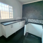 Casa com Suíte Master, Closet, Piscina e Espaço Gourmet Próxima ao Parque Ecológico- 03 quartos -com quintal