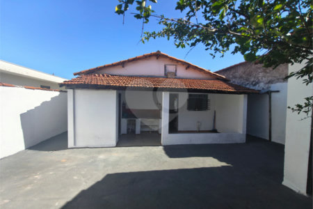 CASA AMPLA COM QUINTAL E GARAGEM PARA 4 CARROS | R$ 244.680,00 | NÃO PERCA ESSA OPORTUNIDADE!