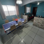 Casa Térrea com 3 dormitórios, sendo 1 suíte.