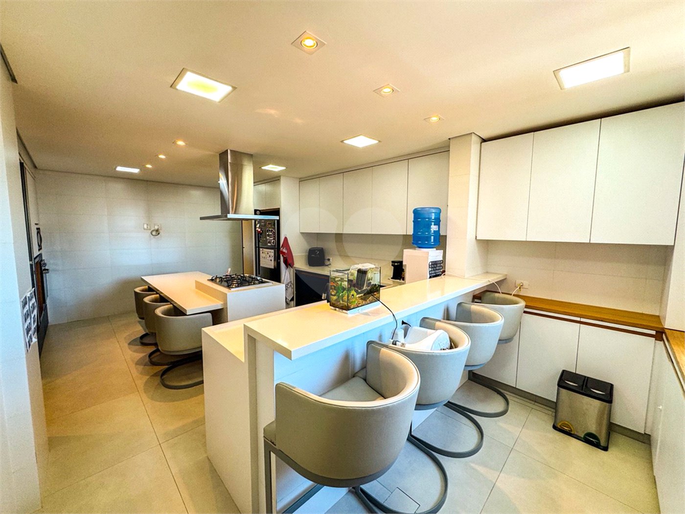 Apartamento à Venda no Centro de São Carlos - com 3 Suítes.