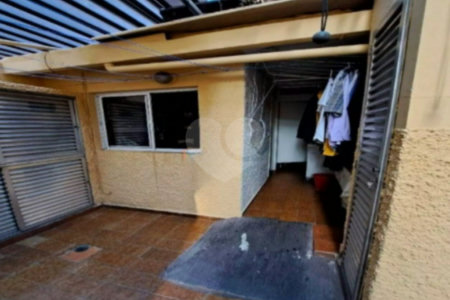 Sobrado com 112m² , 3 dormitórios , sendo 1 suíte , 3 vagas de garagem , à venda no Bosque da Saúde.