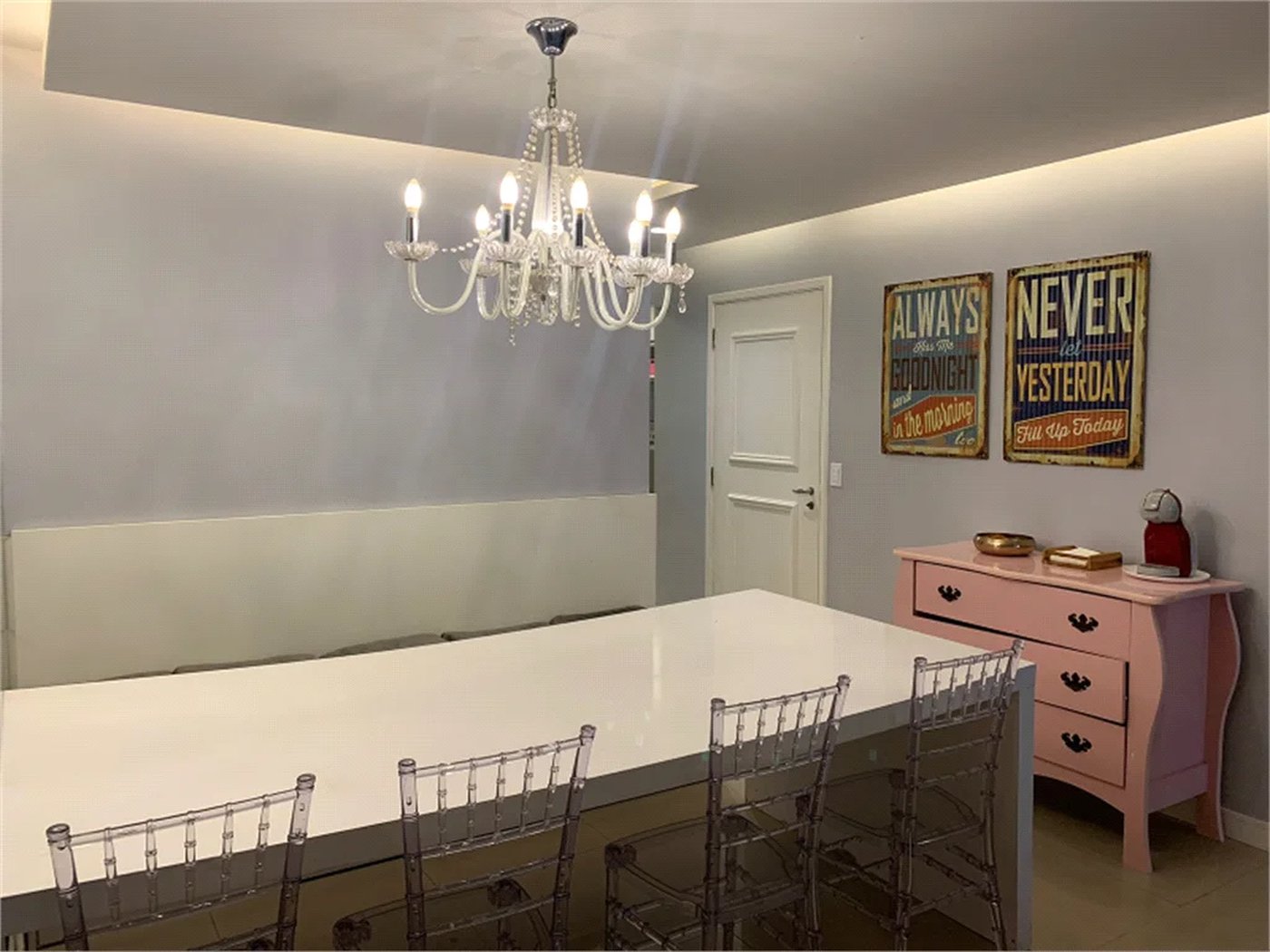 Apartamento à venda com 3 quartos, sendo 2 suítes, em Cidade São Francisco, São Paulo, SP