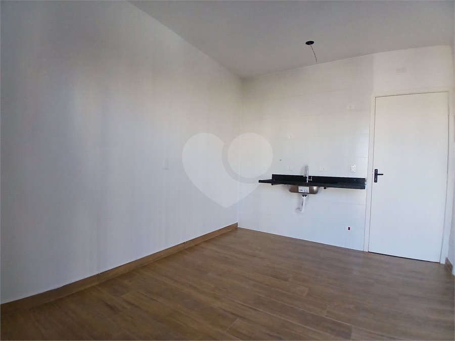 Apartamento Estúdio à Venda em Santa Cruz com 25m² Próximo ao Metrô