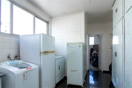 Apartamento localizado no Bairro Nobre de Higienópolis
