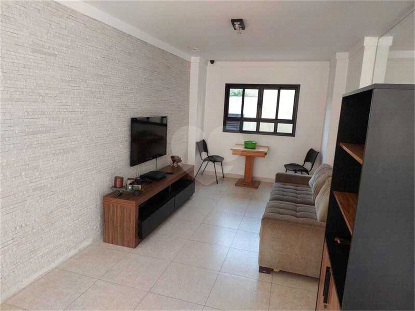 APARTAMENTO COM 125 M2 3 DORMITORIOS, SALA E COZINHA AMPLAS E 3 VAGAS DE GARAGEM. À VENDA EM SANTANA