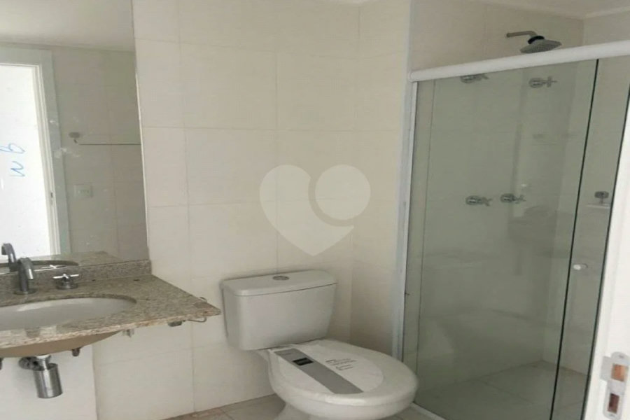 Apartamento à venda com 3 quartos, sendo 1 suíte, em Vila Santa Catarina, São Paulo, SP