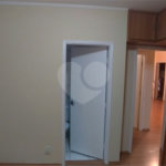 Apartamento no Condomínio Residencial Alcântara.