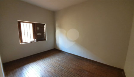 Sobrado à venda com 4 quartos em Campos Elíseos, Ribeirão Preto, SP