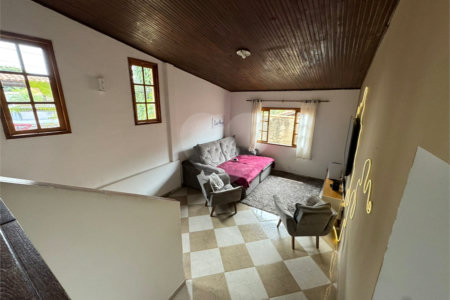 Casa à venda com 3 quartos, sendo 1 suíte, no condomínio Haras São Luiz, Salto - SP