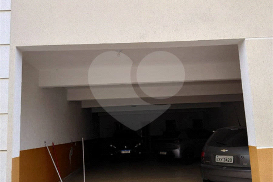 Casa à venda com 2 suítes no condomínio Residencial Guilhen, São Paulo - SP